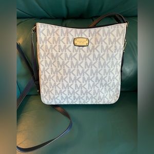 MK shoulder purse